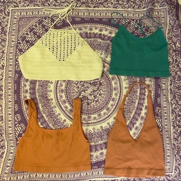 Forever 21  4 Crop Top bundle. Various sizes - Picture 1 of 3
